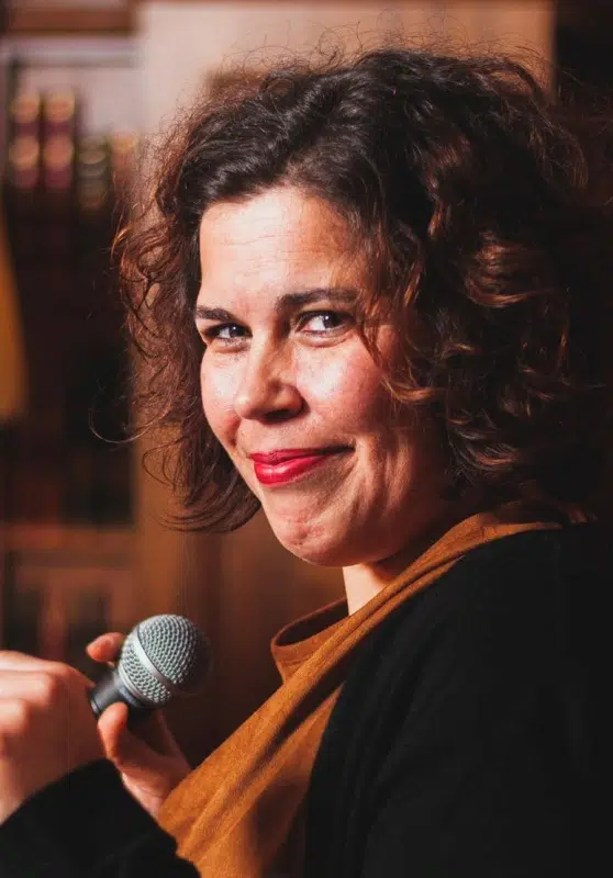 Quem Canta Seus Males Espanta | Inês Soares